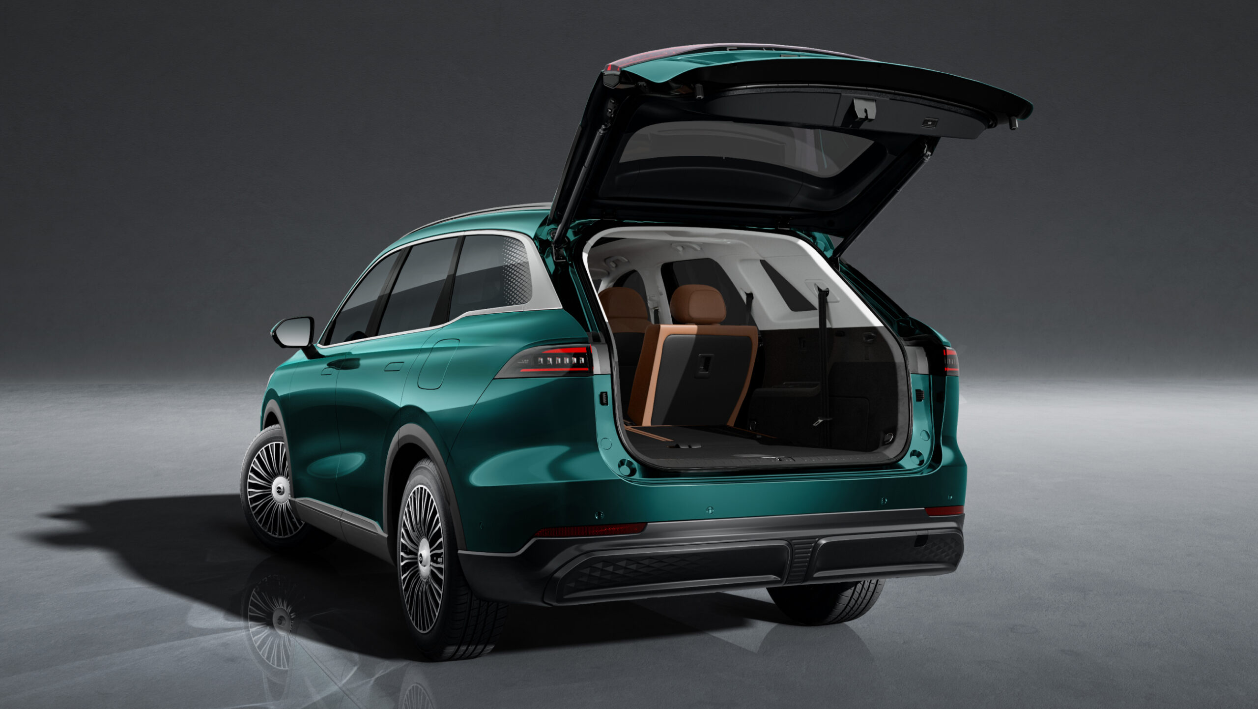 chery-tiggo9-retro-bagagliaio